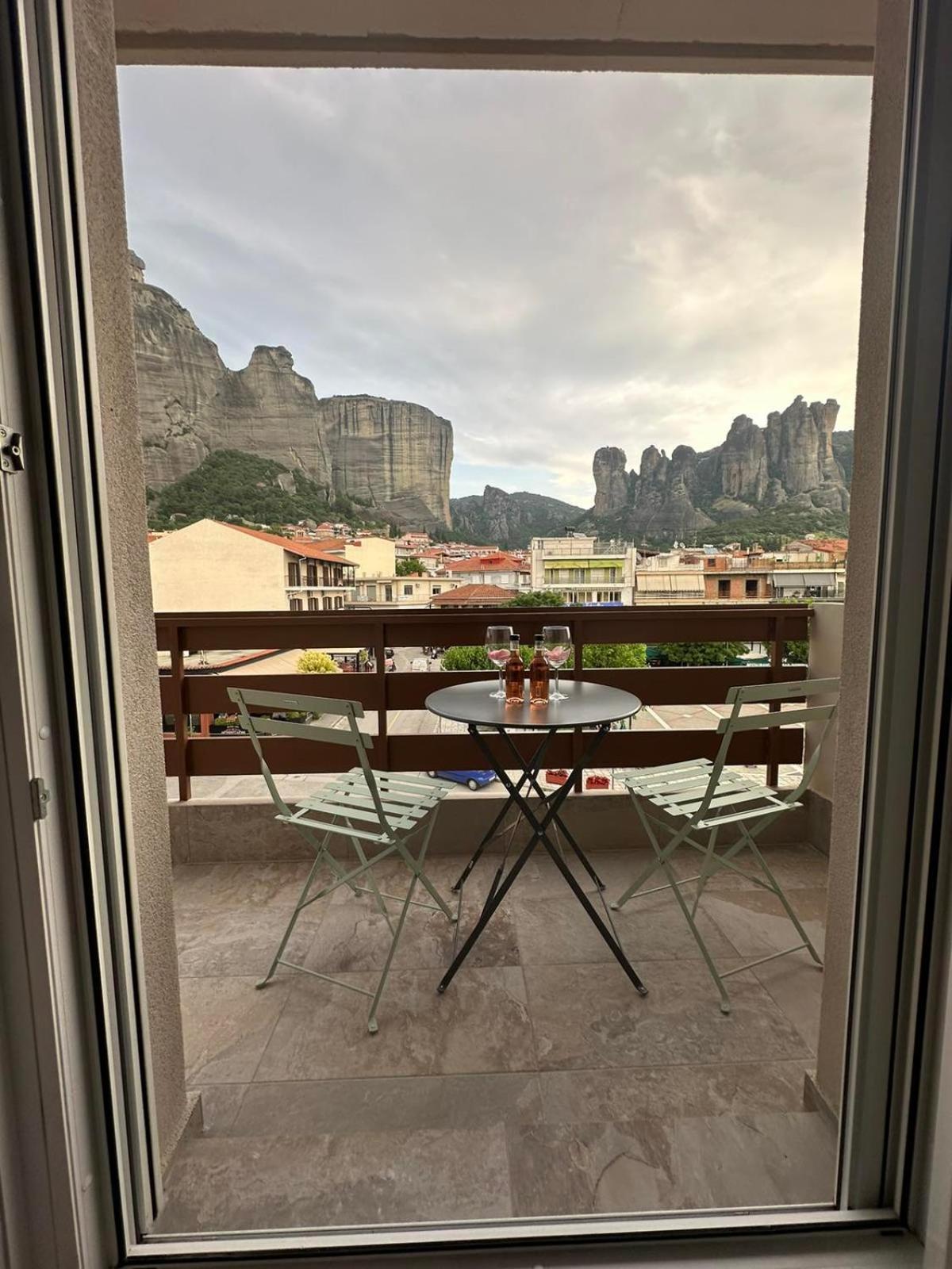 Meteora Gold And Glass كالامباكا المظهر الخارجي الصورة