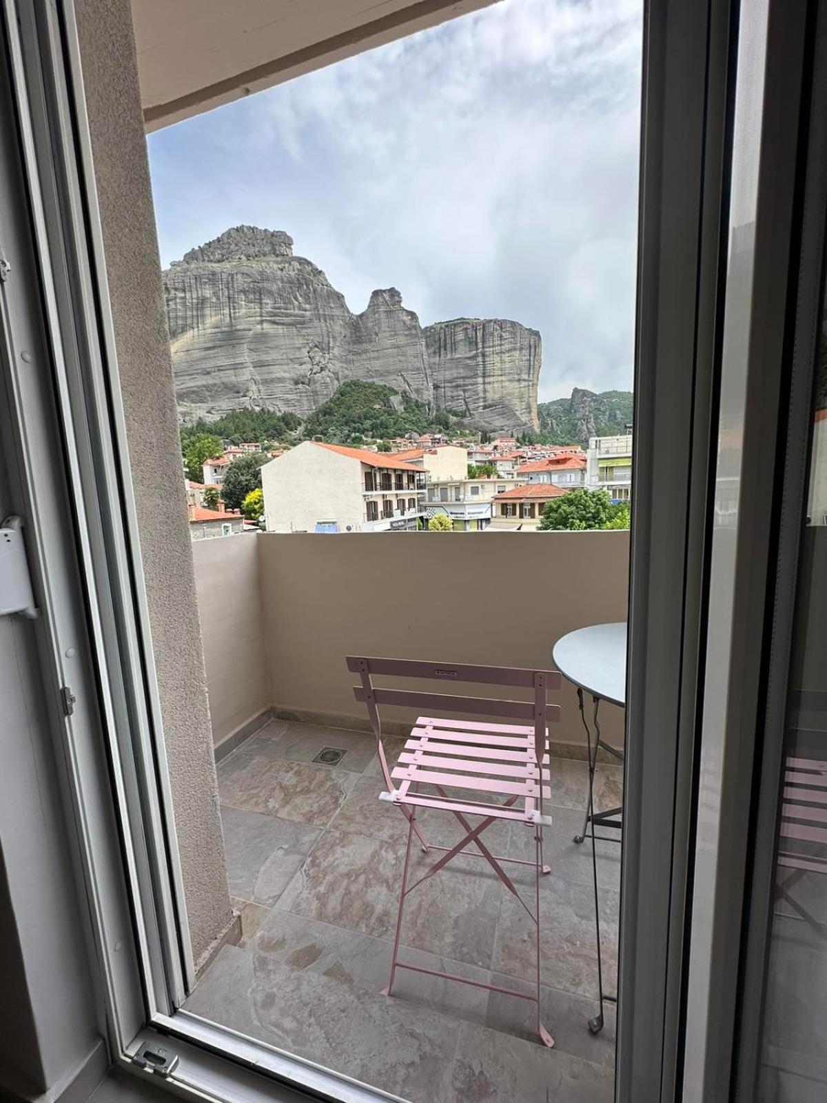 Meteora Gold And Glass كالامباكا المظهر الخارجي الصورة