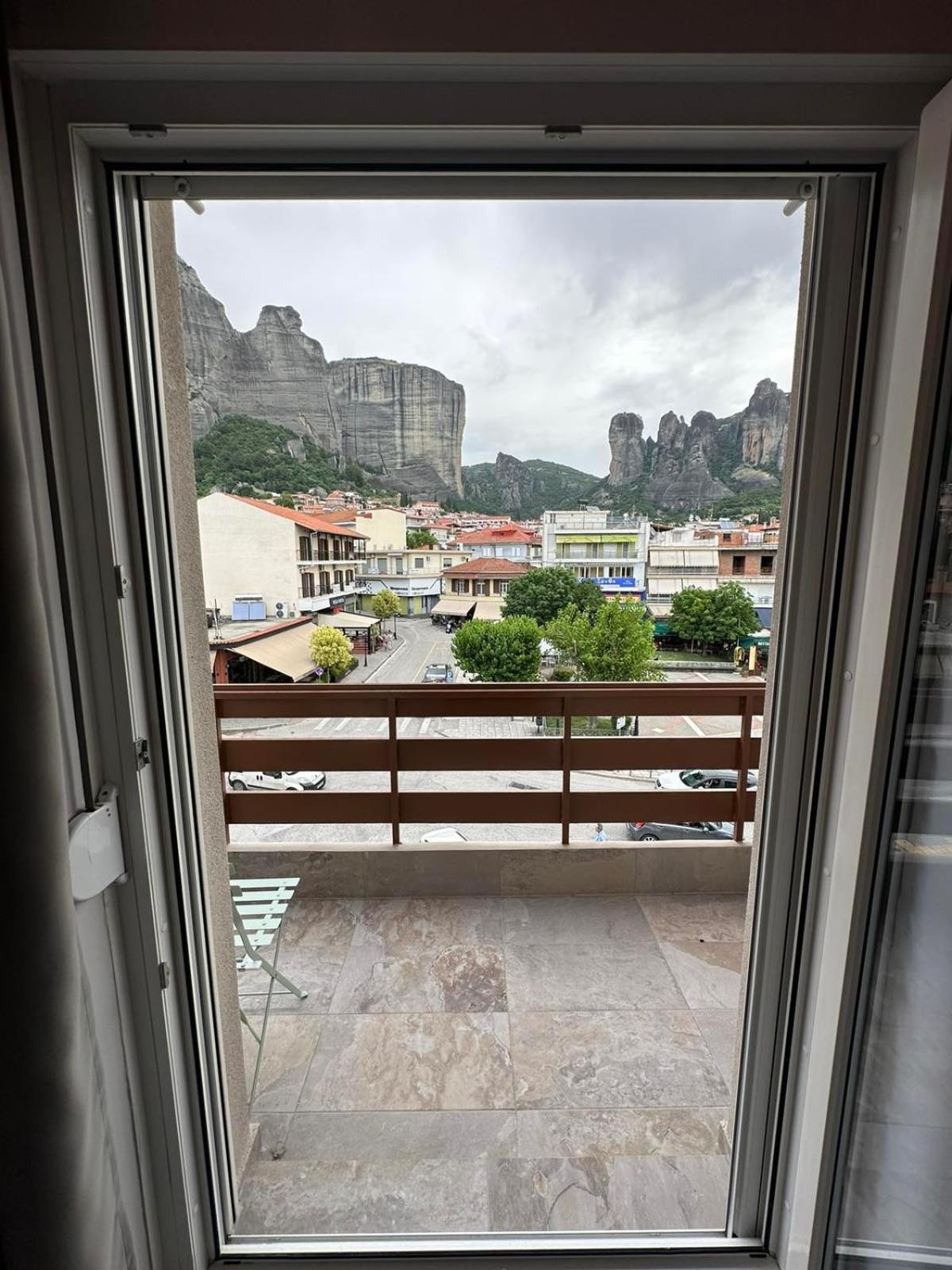 Meteora Gold And Glass كالامباكا المظهر الخارجي الصورة