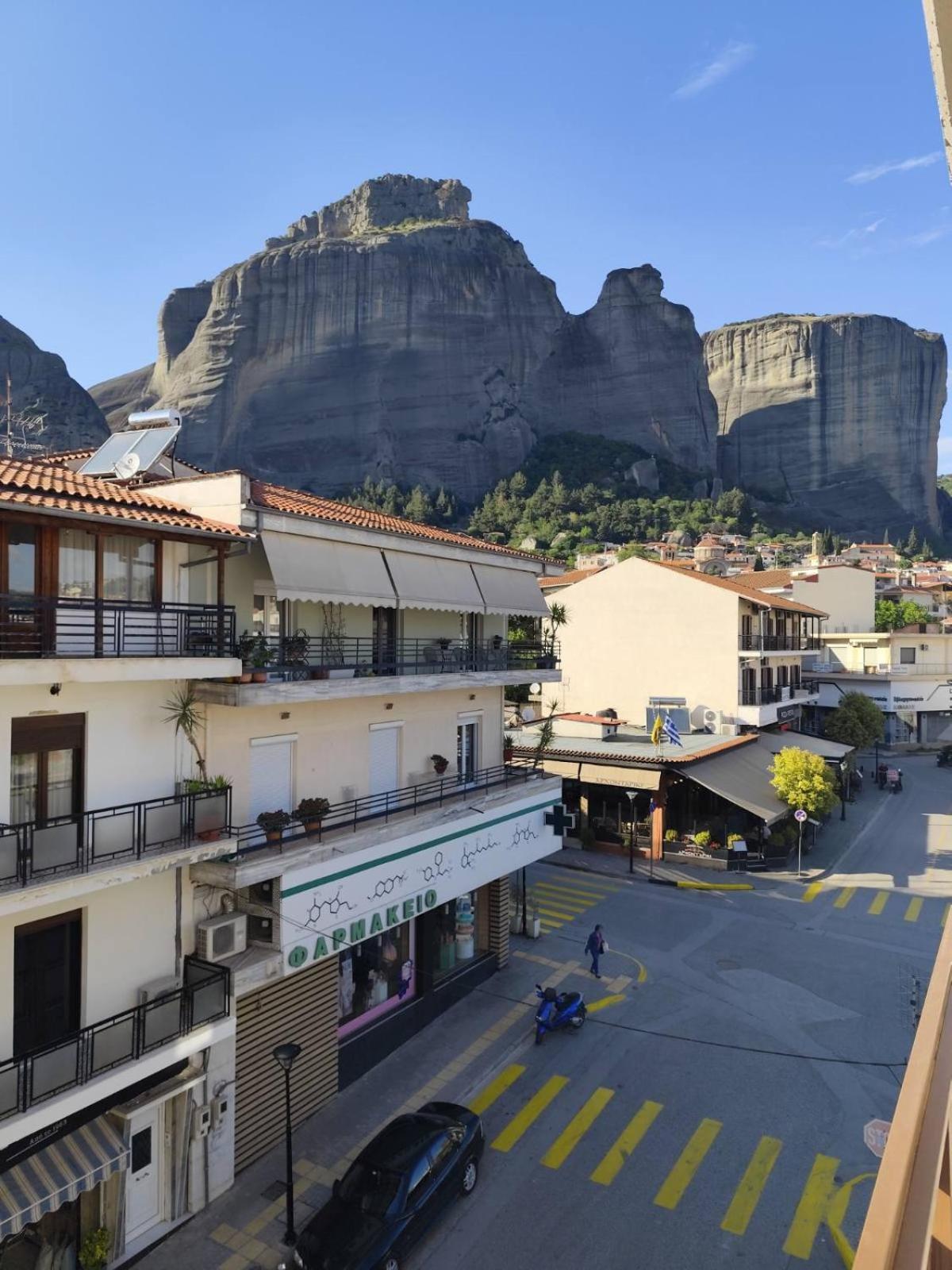 Meteora Gold And Glass كالامباكا المظهر الخارجي الصورة